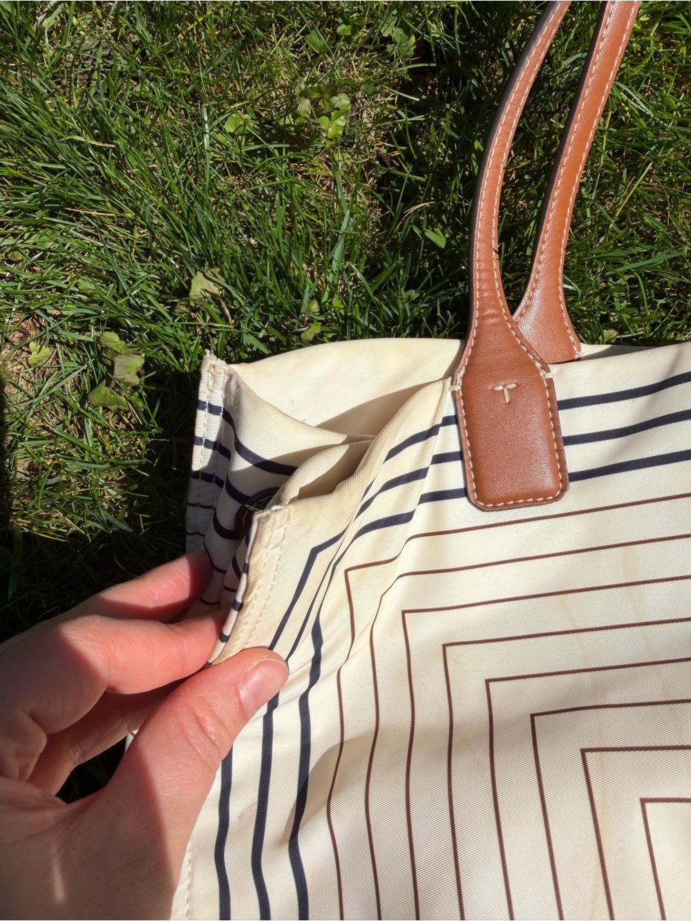 Tory Burch Cream Stripe Ella Print Tote with Tan Leather Trim - Large - Picture 5 of 12